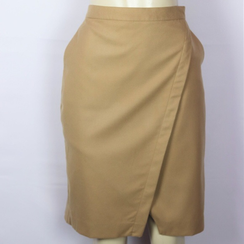 Banana Republic | Camel Envelope Skirt